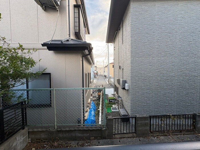 物件内観写真16　(室内からの展望)