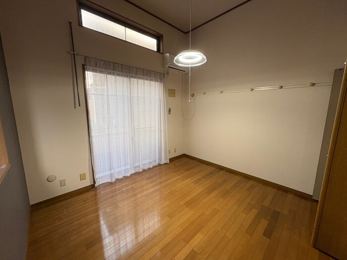 物件内観写真18　(居室)