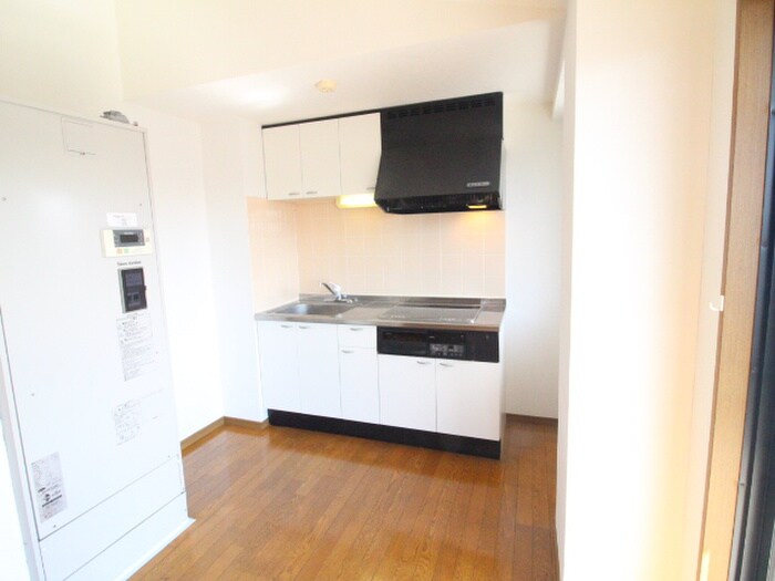 物件内観写真8　(居室)