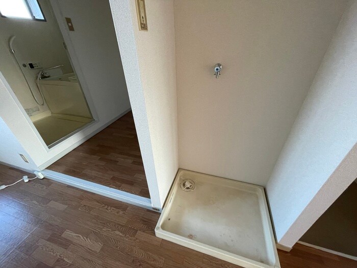 物件内観写真14　(廊下)