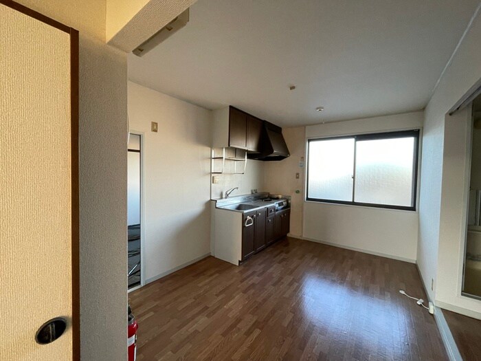 物件内観写真16　(廊下)