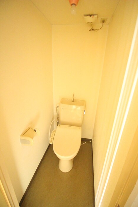 物件内観写真11　(トイレ)