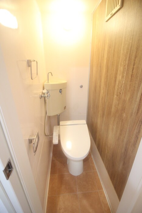 物件内観写真13　(トイレ)