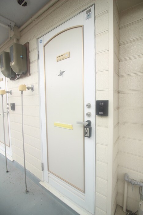 物件内観写真17　(玄関)