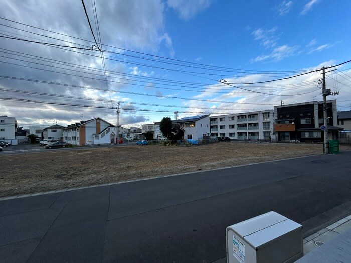 物件内観写真15　(室内からの展望)