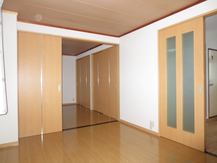 物件内観写真10　(居室)