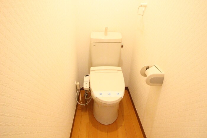 物件内観写真15　(トイレ)