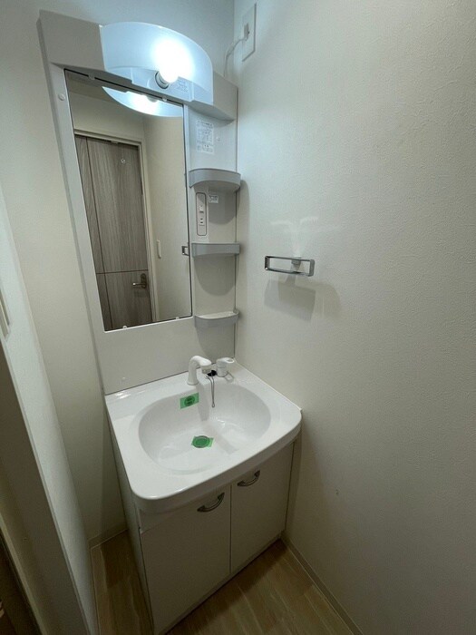 物件内観写真11　(洗面)