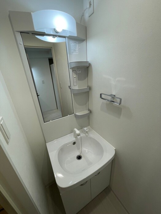 物件内観写真12　(洗面)