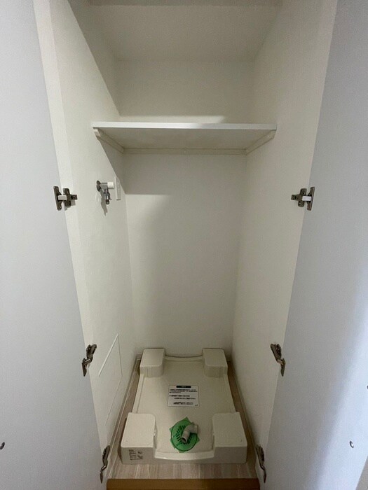 物件内観写真22　(洗濯機置場)