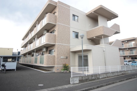 オルテンシア泉崎A外観写真