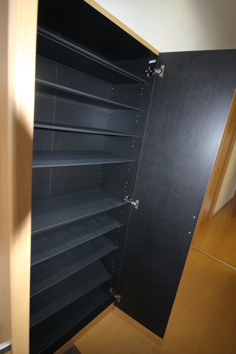 物件内観写真14　(靴箱)