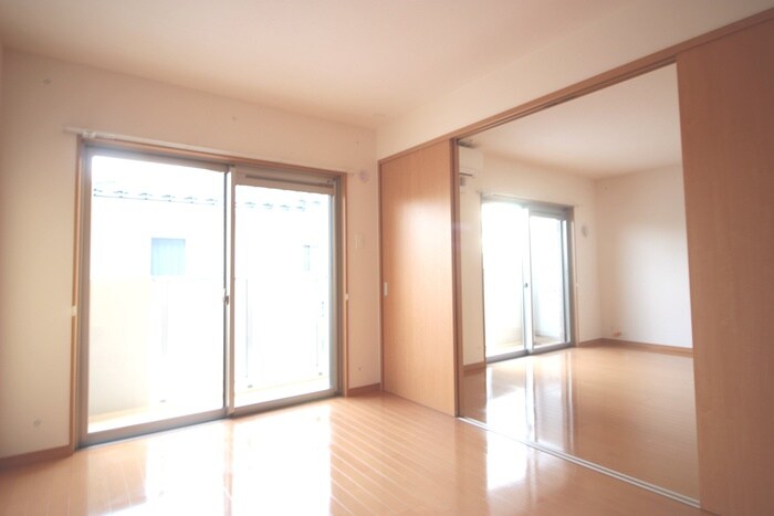 物件内観写真20　(居室)