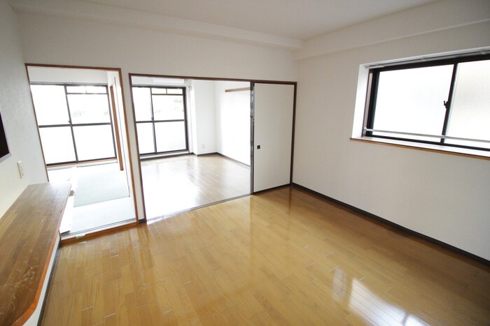 物件内観写真8　(居室)