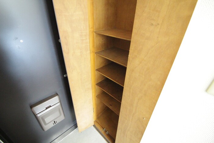 物件内観写真19　(靴箱)