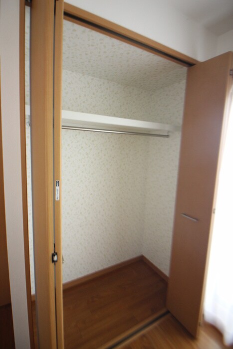 物件内観写真10　(収納)