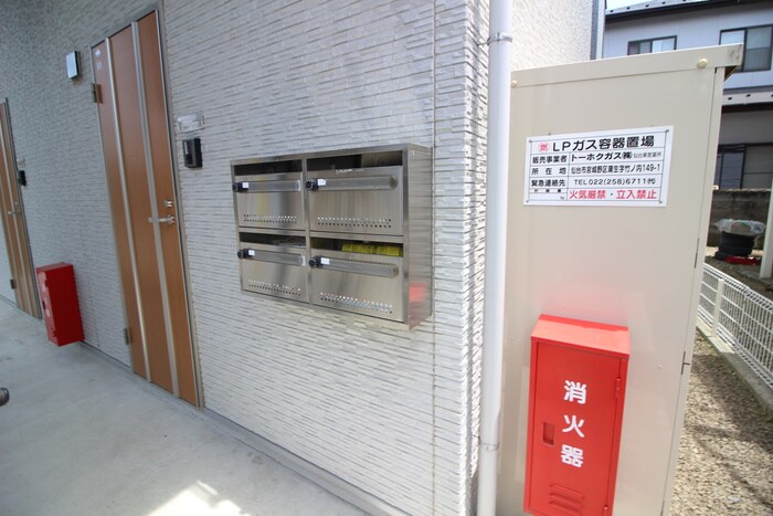 物件外観写真4　(建物設備)