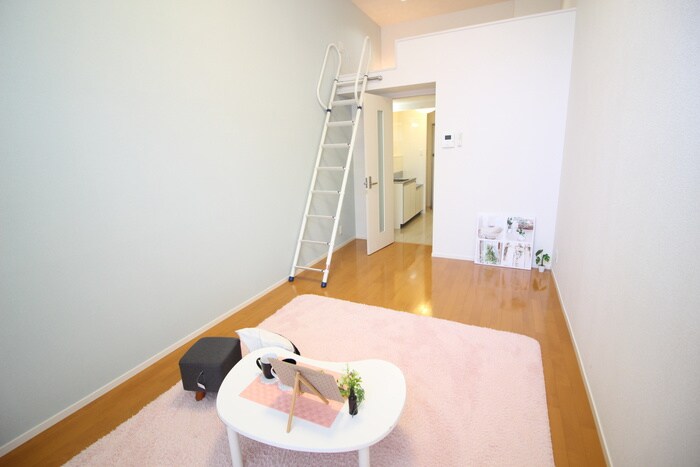 物件内観写真9　(居室)