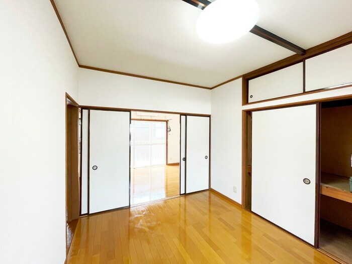 物件内観写真7　(居室)