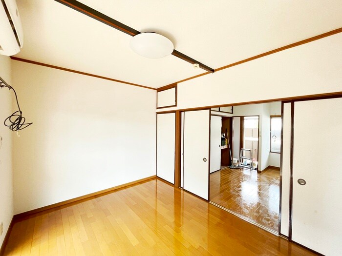 物件内観写真10　(居室)