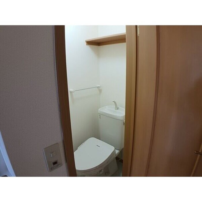 物件内観写真13　(トイレ)