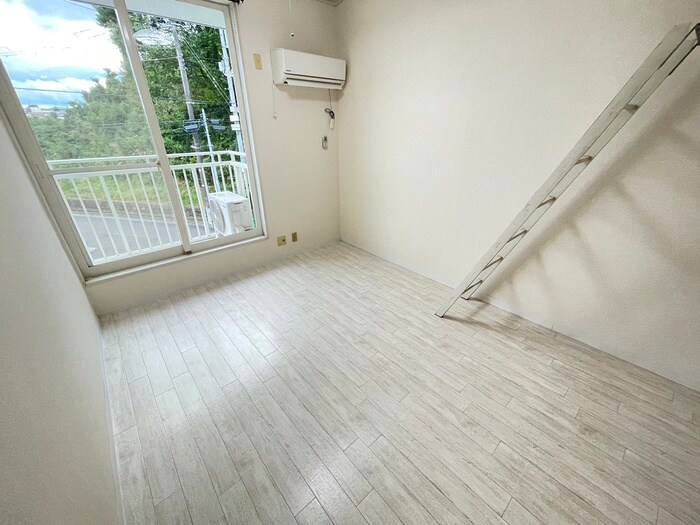 物件内観写真8　(居室)