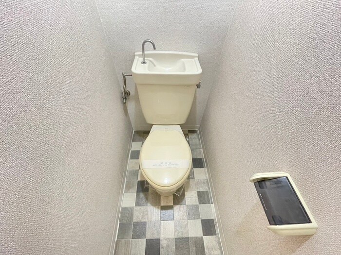 物件内観写真12　(トイレ)