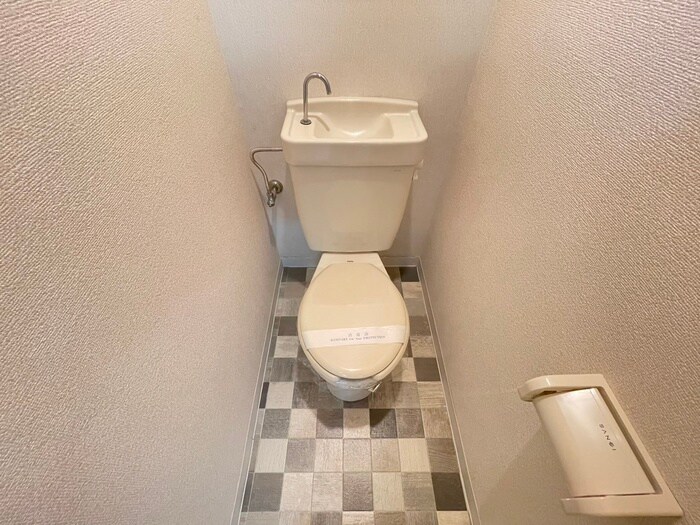 物件内観写真12　(トイレ)