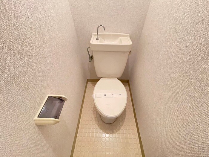 物件内観写真12　(トイレ)