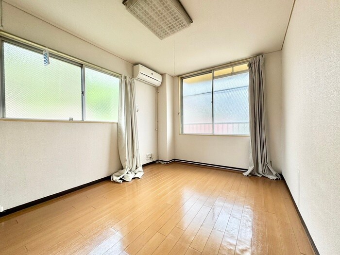 物件内観写真11　(居室)