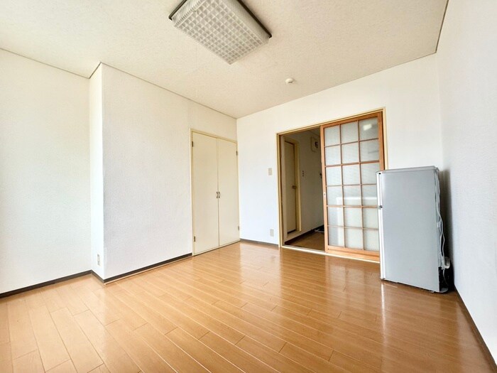 物件内観写真13　(居室)