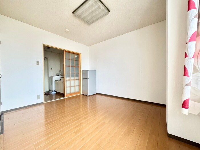 物件内観写真14　(居室)