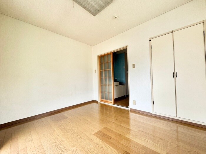 ハイツ　カルチエラタンの居室