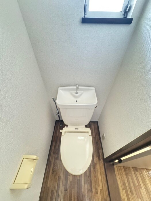 物件内観写真10　(トイレ)