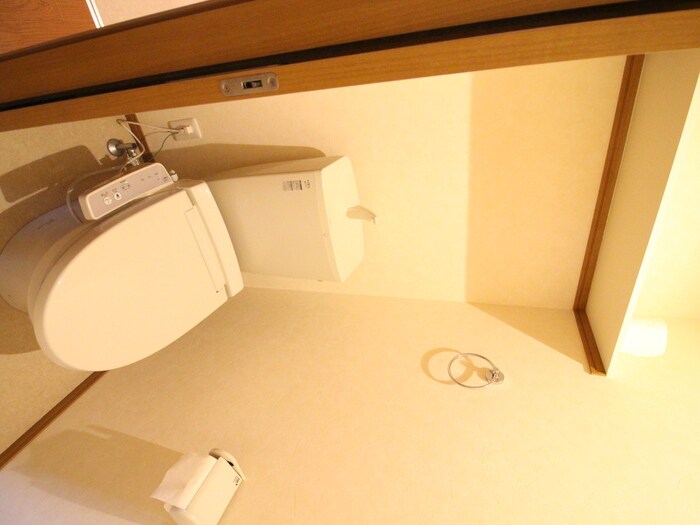 物件内観写真13　(トイレ)