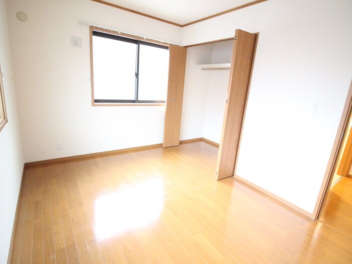 物件内観写真14　(居室)