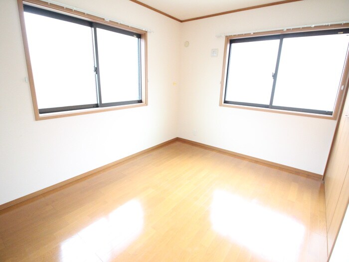 物件内観写真15　(居室)