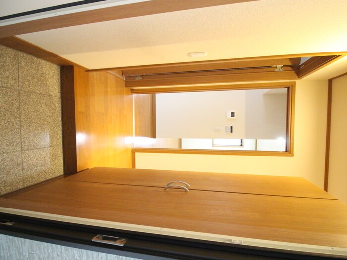 物件内観写真20　(玄関)