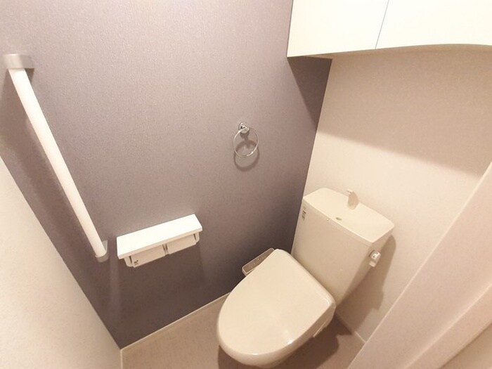 物件内観写真7　(トイレ)