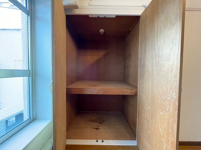 物件内観写真11　(収納)