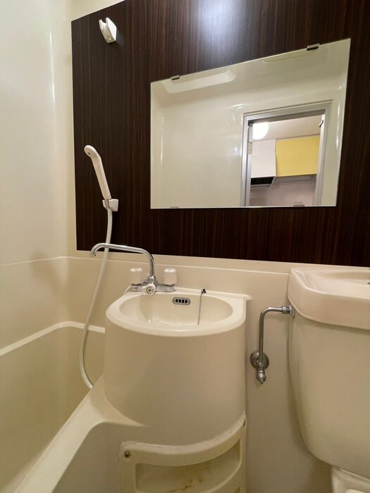 物件内観写真16　(洗面)