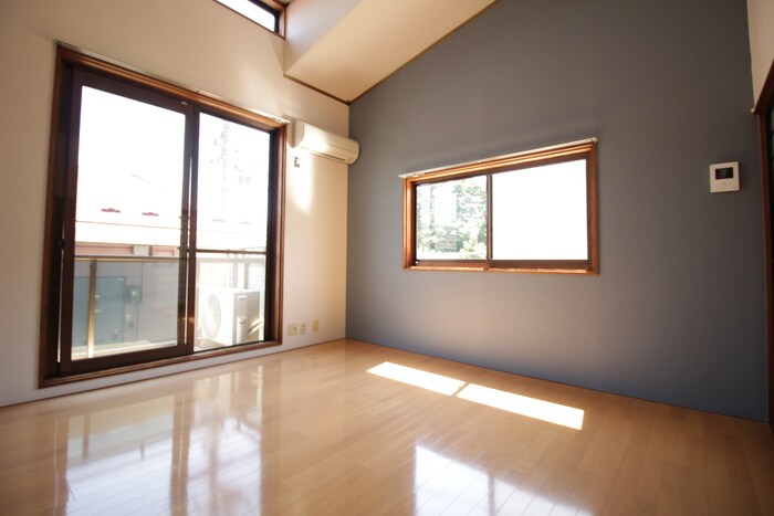 物件内観写真9　(居室)