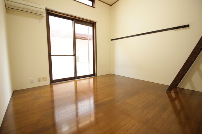 物件内観写真13　(居室)