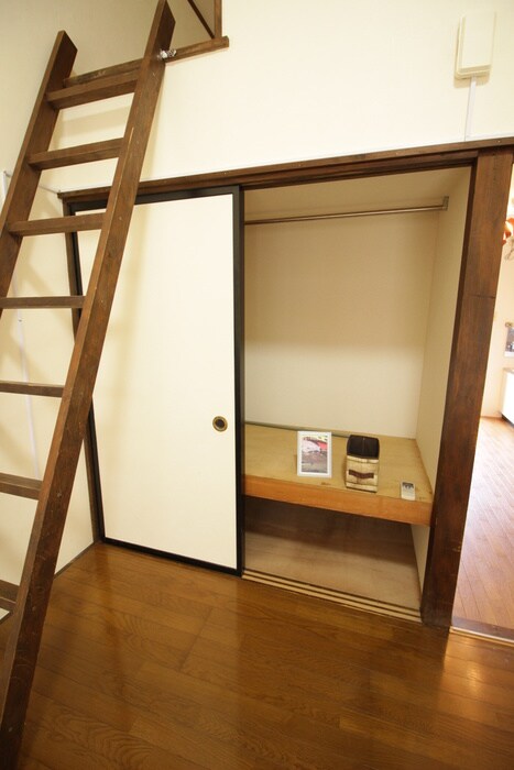 物件内観写真16　(収納)