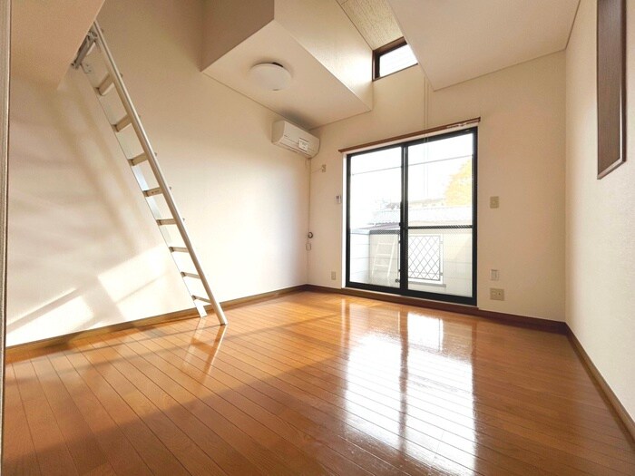 物件内観写真8　(居室)