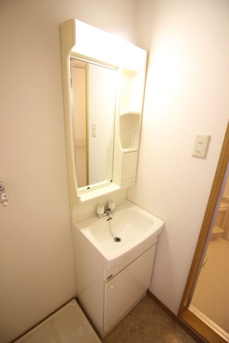 物件内観写真7　(洗面)