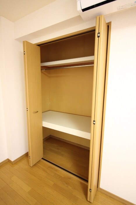 物件内観写真18　(収納)