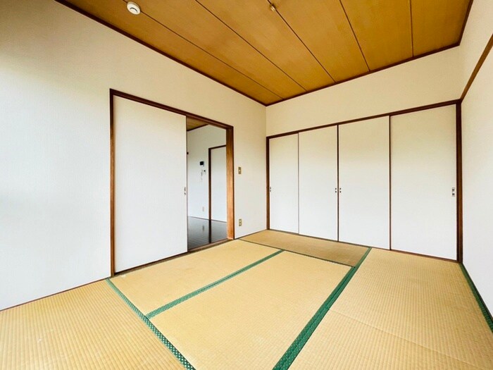 物件内観写真8　(居室)