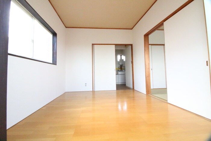 物件内観写真18　(居室)