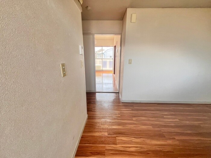 物件内観写真19　(廊下)